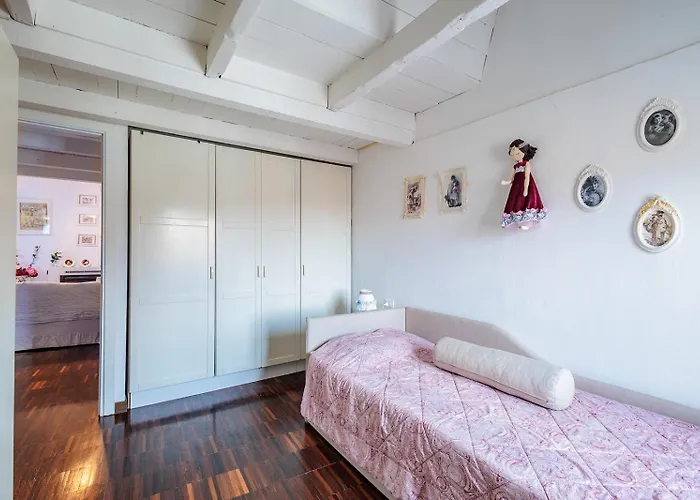 Apartment Guesthost - Claire's Attic *