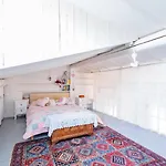 Apartamento Guesthost - Claire's Attic