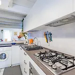 Apartamento Guesthost - Claire's Attic