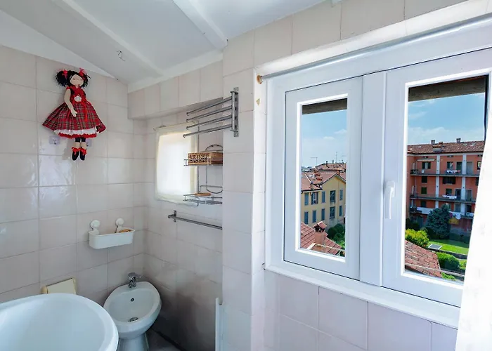 Guesthost - Claire's Attic * Bergamo