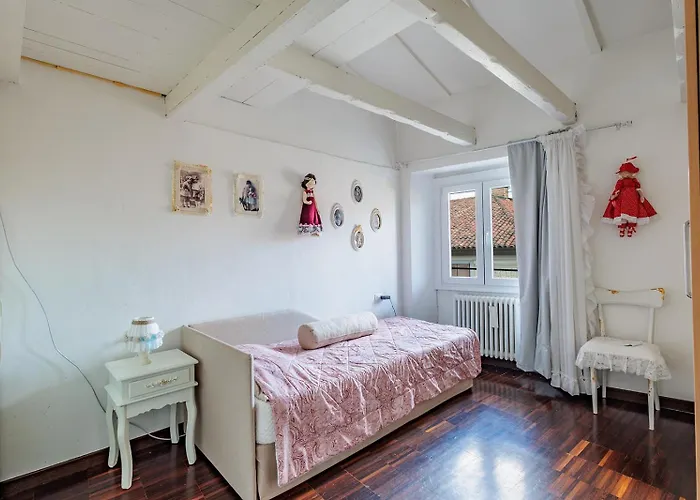 Apartment Guesthost - Claire's Attic